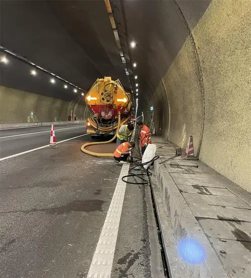 长葛隧道排水渠清淤